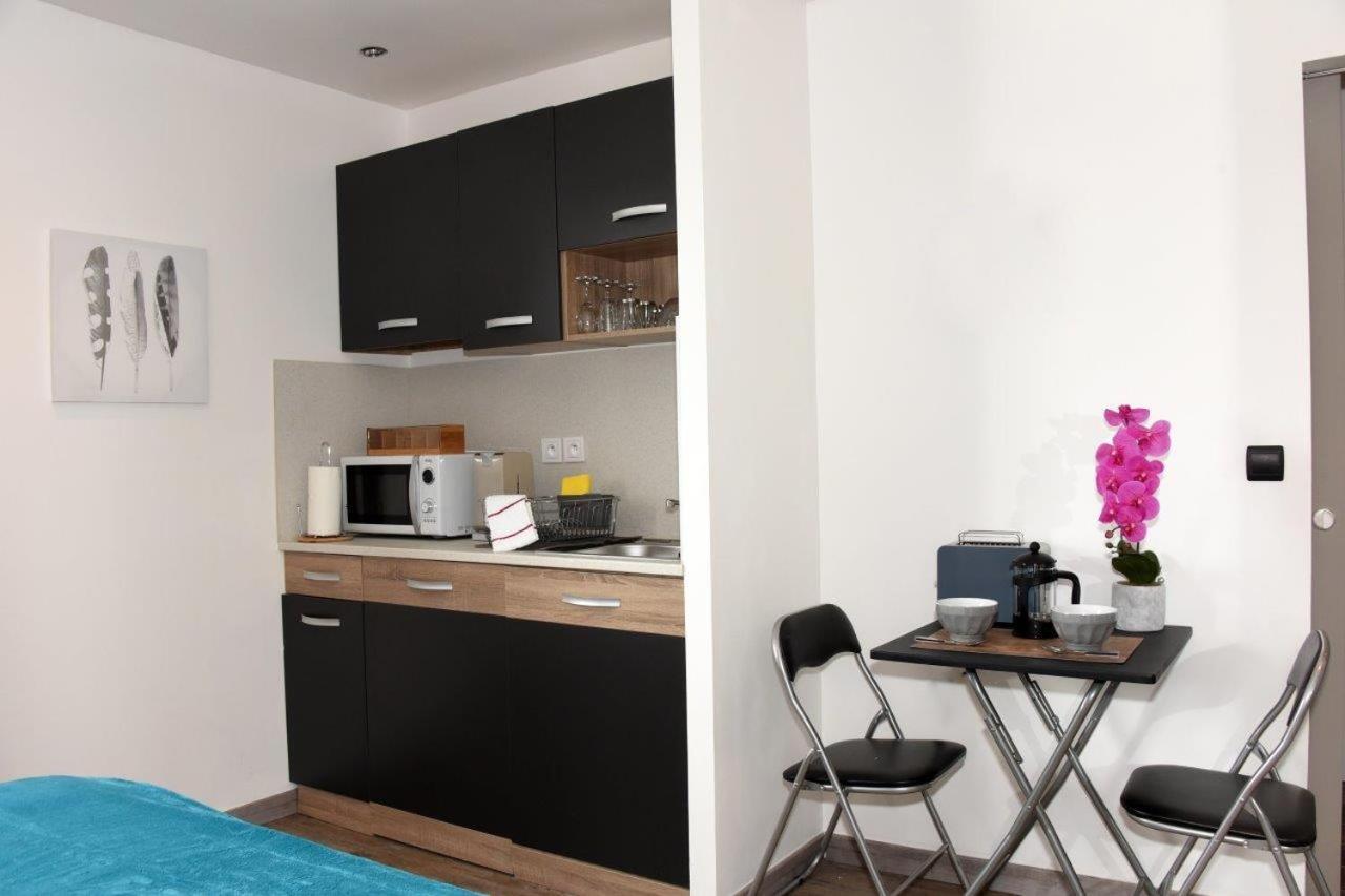 Home Place Apartments - Langon Sauternes Экстерьер фото